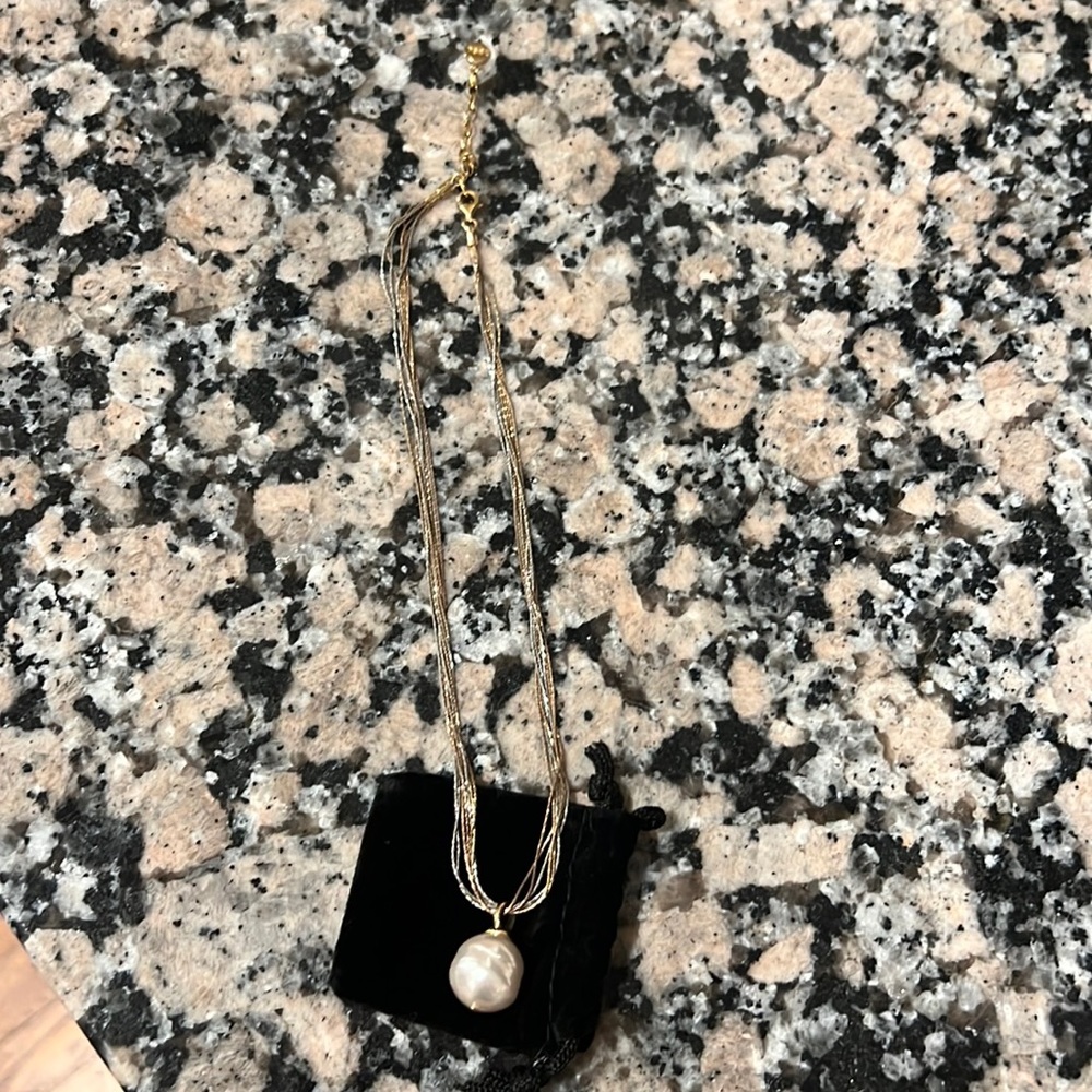 Silver and gold chain with fresh water Pearl